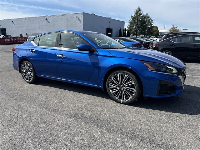 2025 Nissan Altima SL