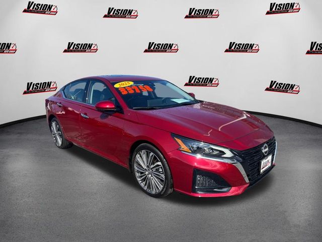 2025 Nissan Altima SL