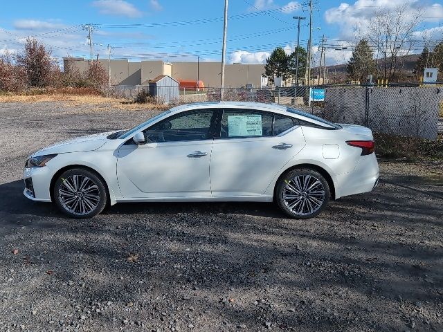 2025 Nissan Altima SL