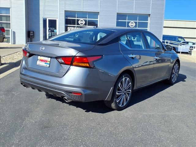 2025 Nissan Altima SL