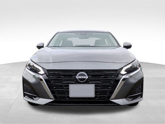 2025 Nissan Altima SL