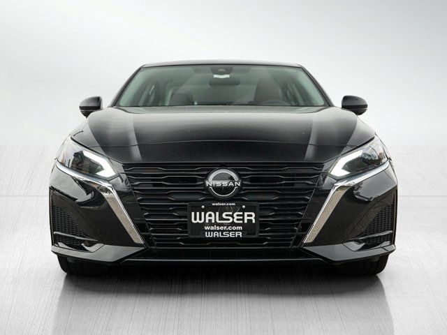 2025 Nissan Altima SL