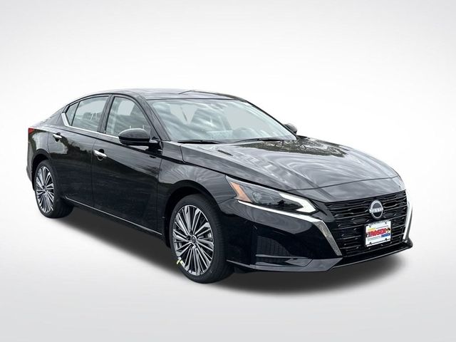 2025 Nissan Altima SL