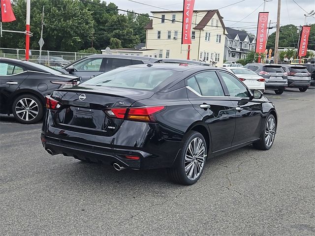 2025 Nissan Altima SL