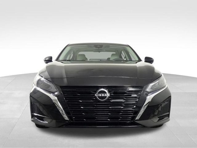 2025 Nissan Altima SL