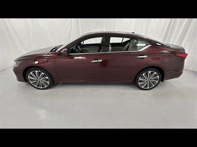 2025 Nissan Altima SL