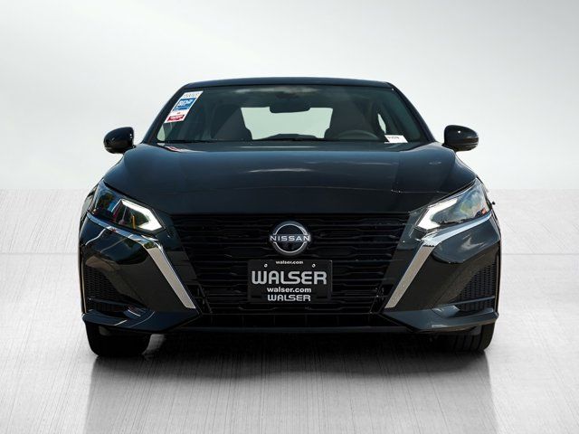 2025 Nissan Altima SL
