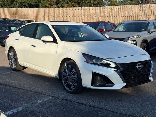2025 Nissan Altima SL