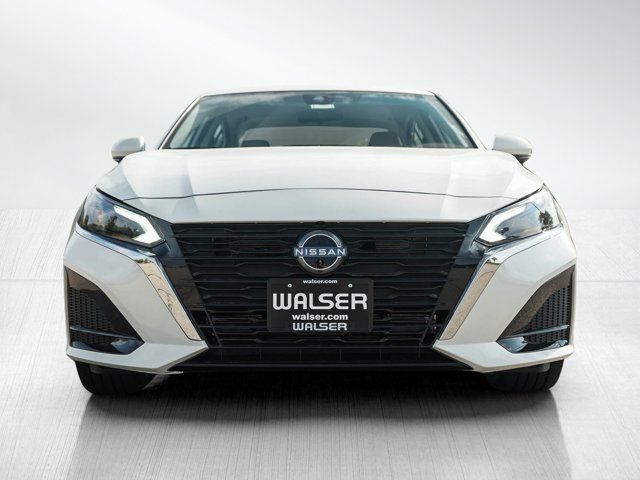 2025 Nissan Altima SL