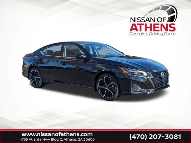 2025 Nissan Altima SR