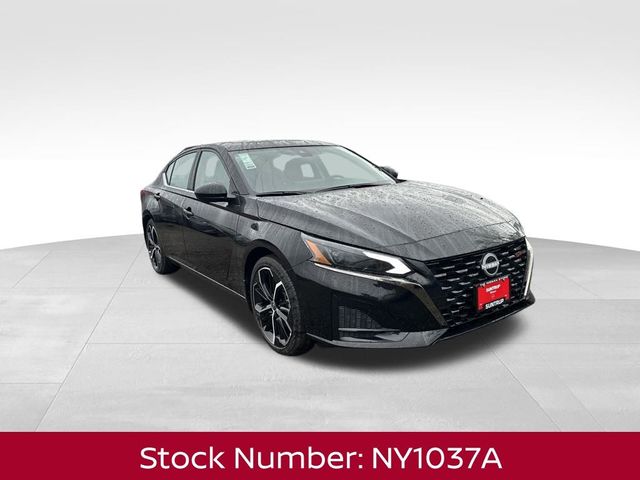 2025 Nissan Altima SR