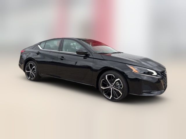 2025 Nissan Altima SR