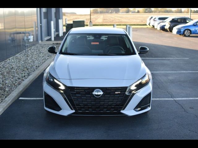 2025 Nissan Altima SR