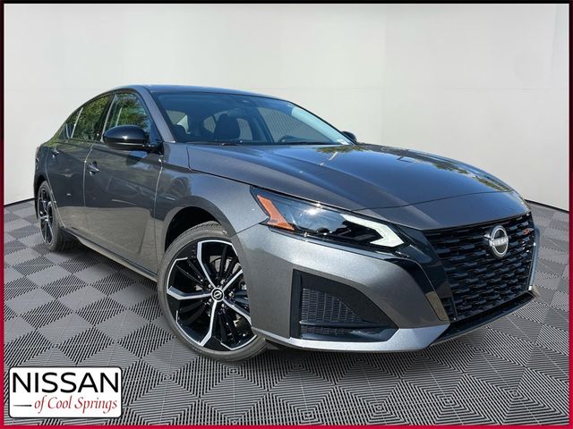 2025 Nissan Altima SR