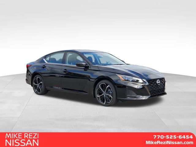 2025 Nissan Altima SR