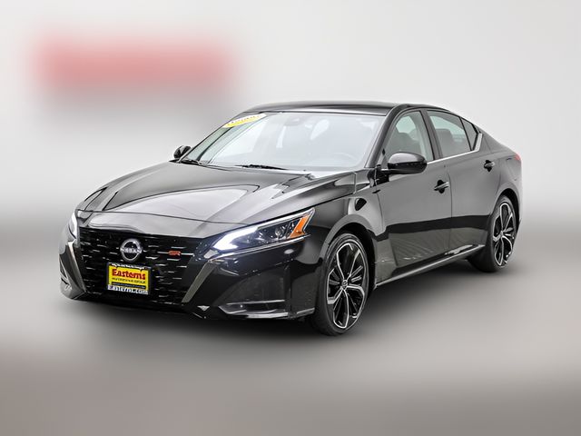 2025 Nissan Altima SR