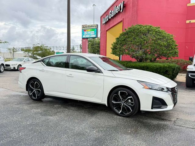 2025 Nissan Altima SR