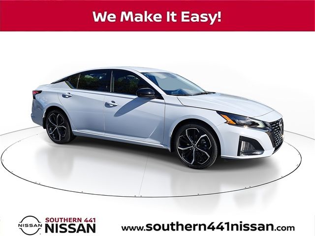 2025 Nissan Altima SR