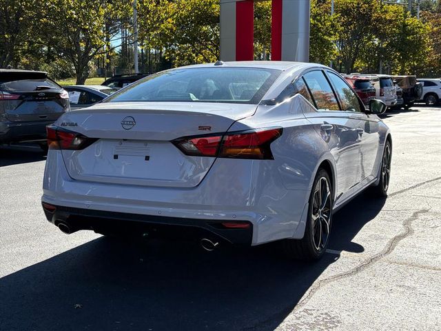 2025 Nissan Altima SR