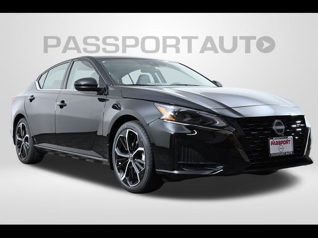 2025 Nissan Altima SR