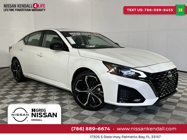 2025 Nissan Altima SR