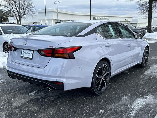 2025 Nissan Altima SR