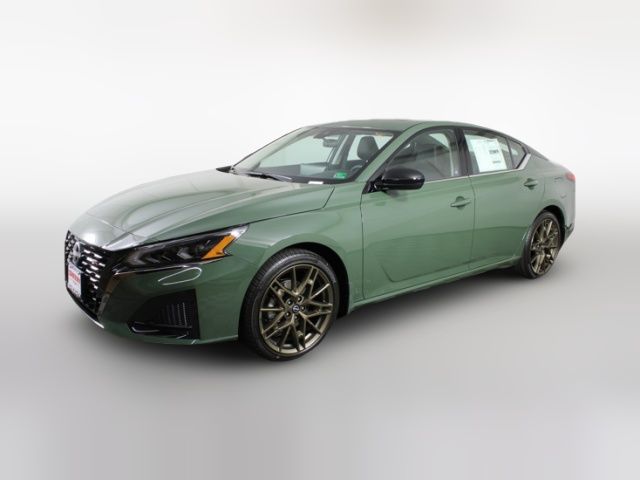 2025 Nissan Altima SR