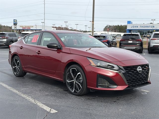 2025 Nissan Altima SR