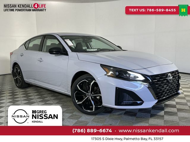 2025 Nissan Altima SR