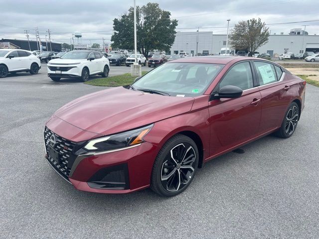 2025 Nissan Altima SR