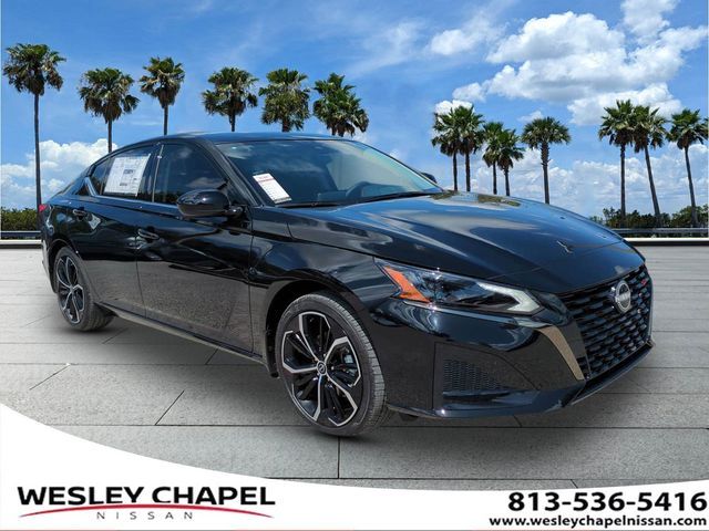 2025 Nissan Altima SR