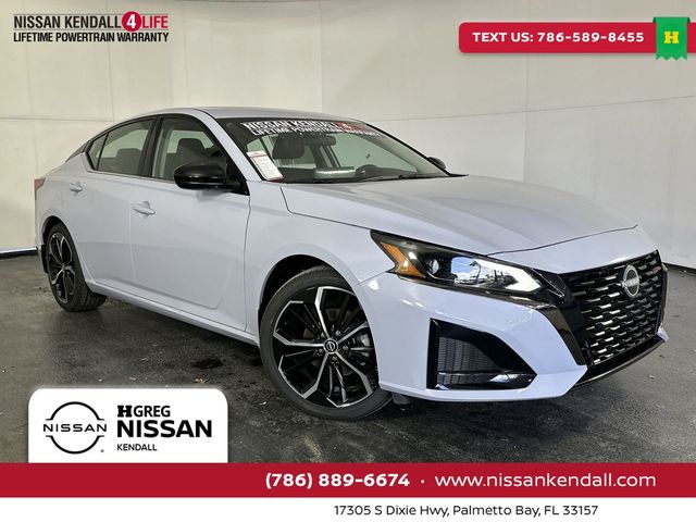 2025 Nissan Altima SR