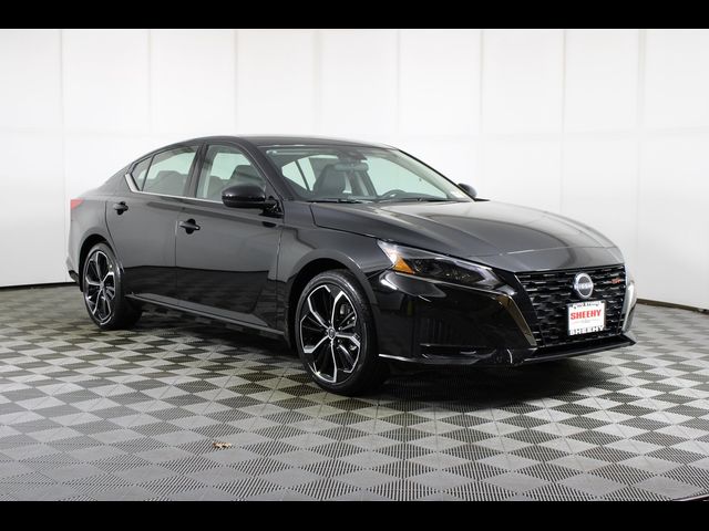 2025 Nissan Altima SR