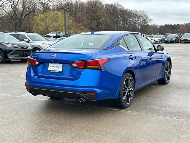 2025 Nissan Altima SR