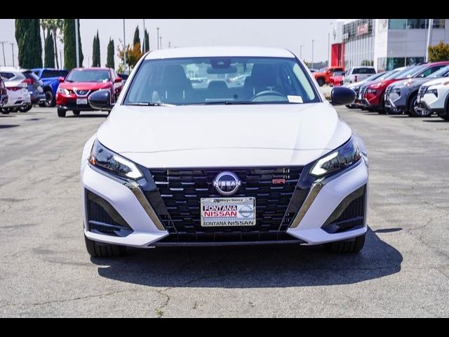 2025 Nissan Altima SR