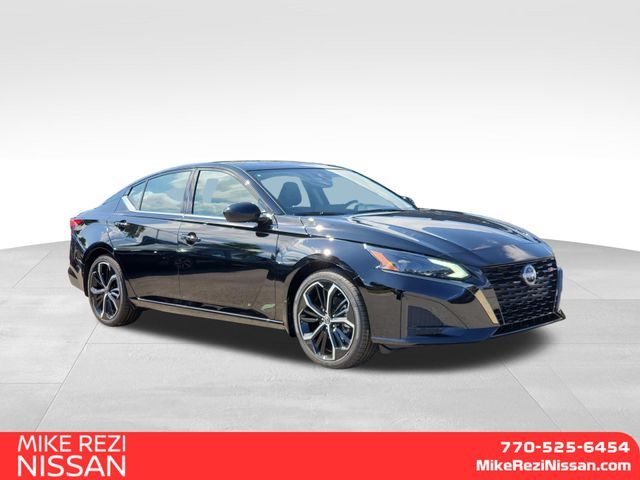 2025 Nissan Altima SR