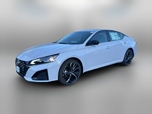 2025 Nissan Altima SR