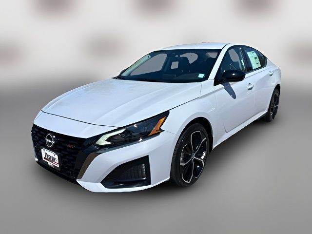 2025 Nissan Altima SR