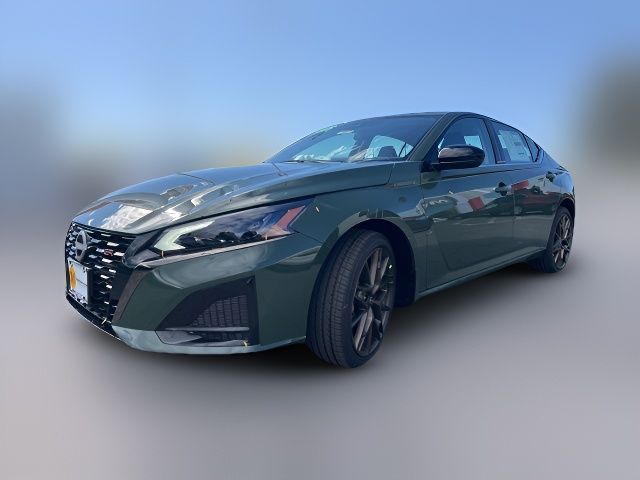 2025 Nissan Altima SR