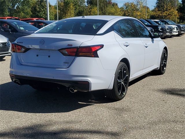 2025 Nissan Altima SR