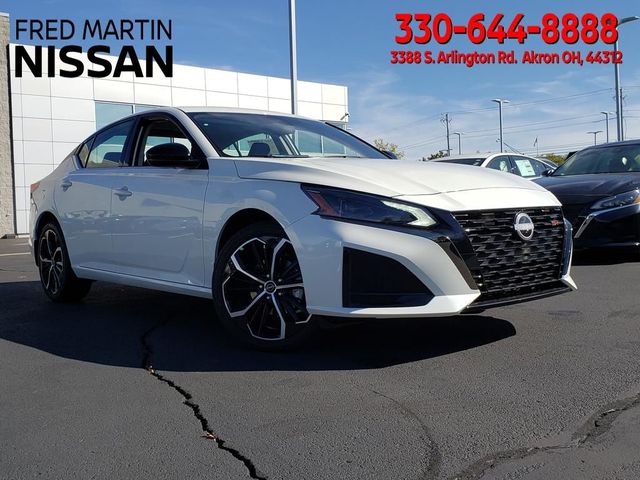 2025 Nissan Altima SR