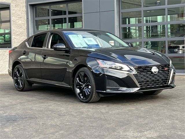 2025 Nissan Altima SR