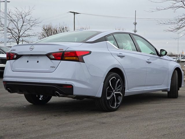 2025 Nissan Altima SR