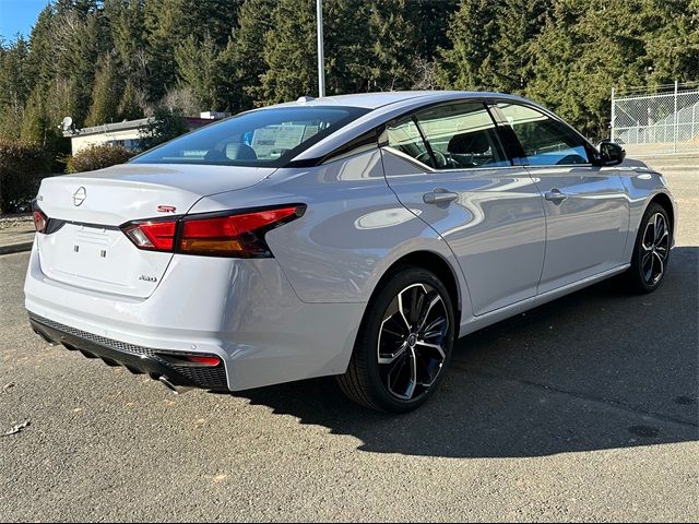 2025 Nissan Altima SR