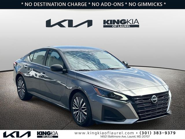 2025 Nissan Altima SV