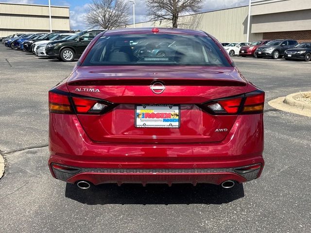 2025 Nissan Altima SV