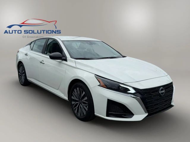 2025 Nissan Altima SV