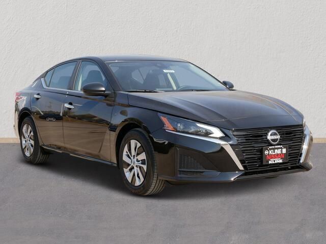 2025 Nissan Altima S