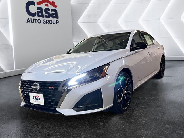 2025 Nissan Altima SR