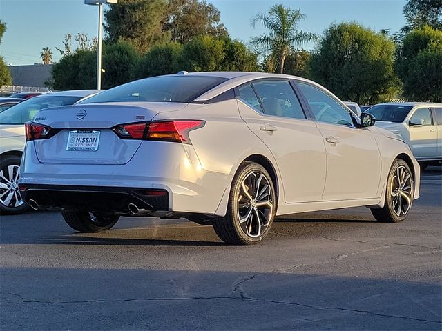 2025 Nissan Altima SR